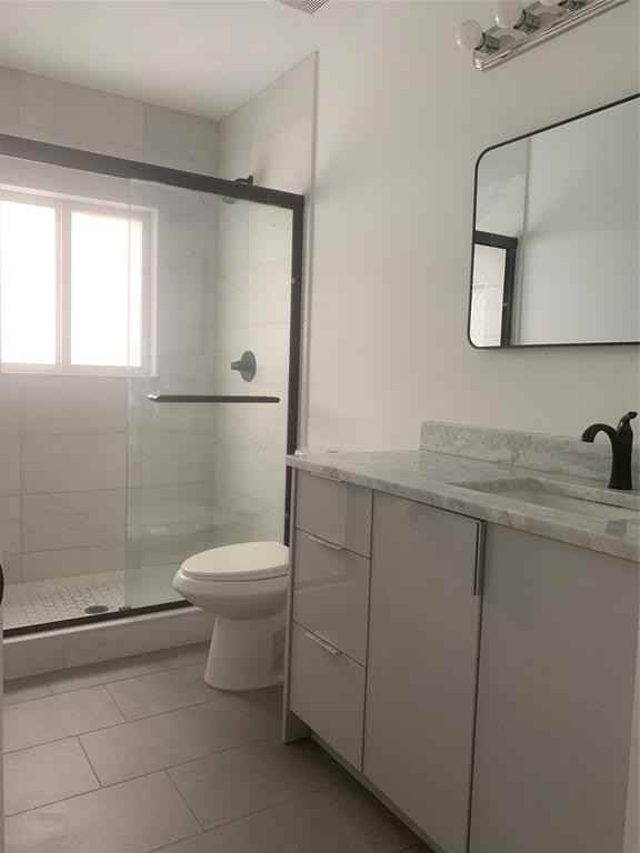 816 Northwest 3rd Street #816-1 - Photo 3 of 10