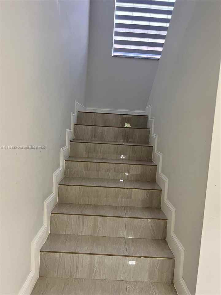 6284 Southwest 26th Street #6284 - Photo 4 of 25