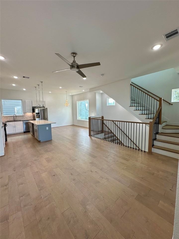 4623 Cochran St #4623 - Photo 5 of 12