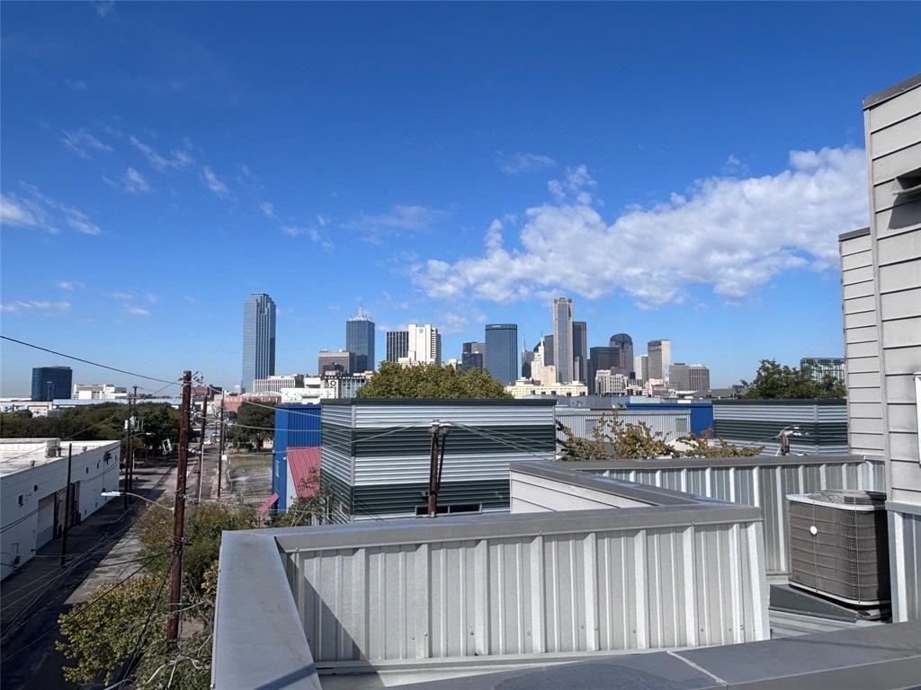 1205 Hyde Ct #1205 - Photo 2 of 39