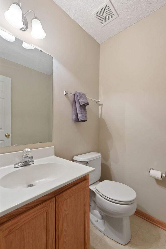 20505 Erin Ct #20505 - Photo 3 of 22