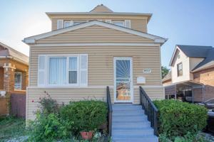 featured image of 8622 South Wood Street #1