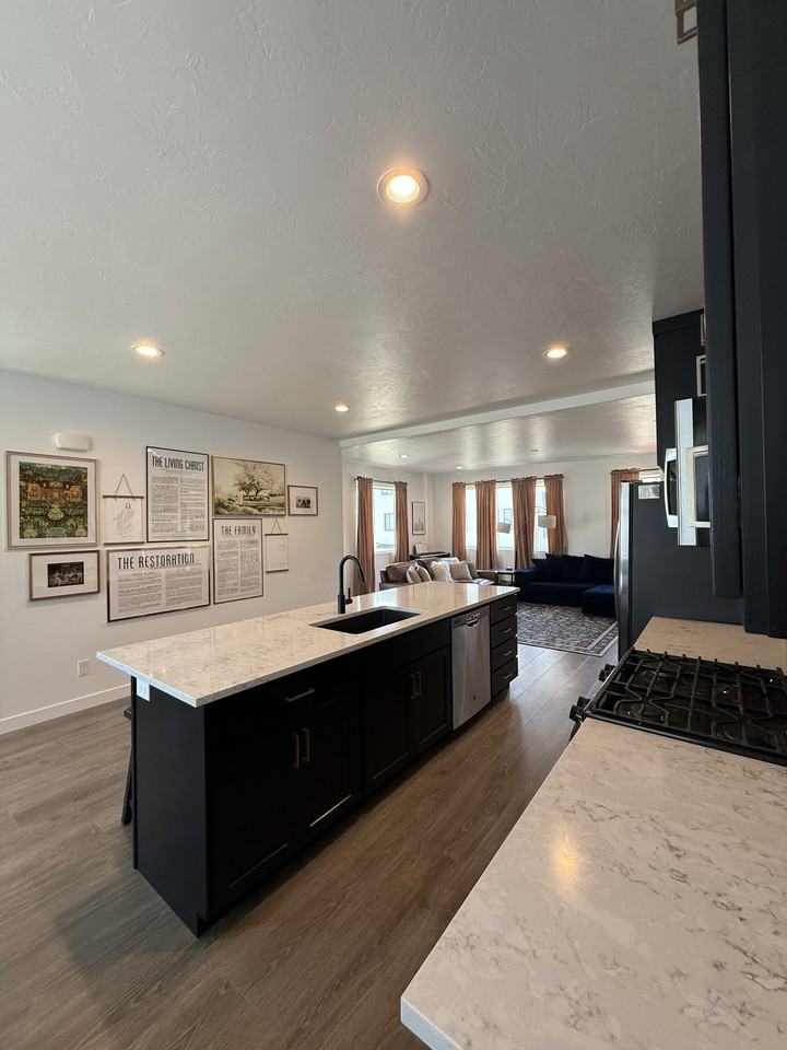 508 S 1080 W #NA - Photo 3 of 20