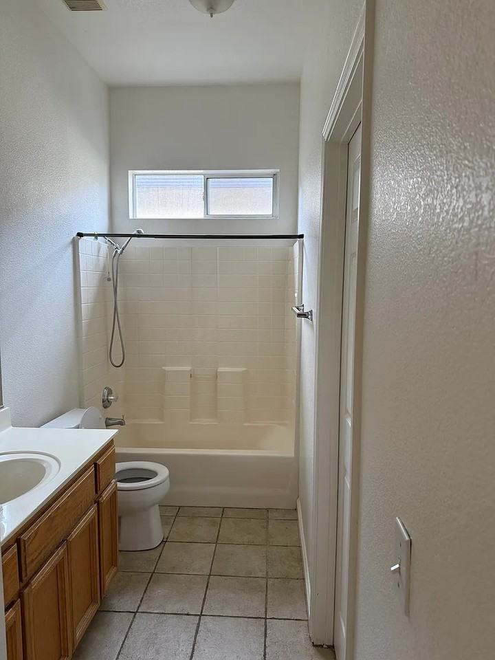 2505 Shell Ct #NA - Photo 5 of 11