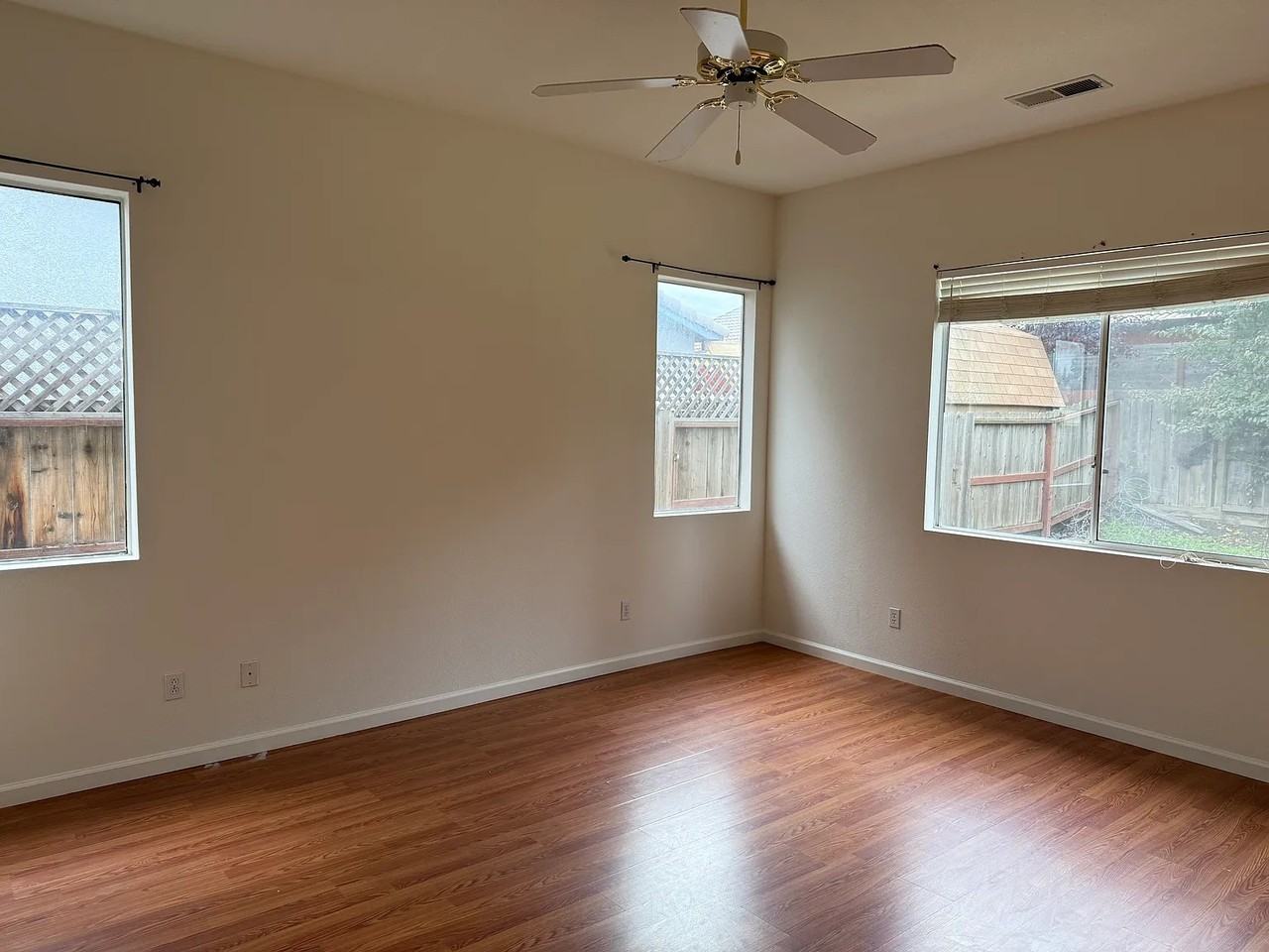 2505 Shell Ct #NA - Photo 6 of 11