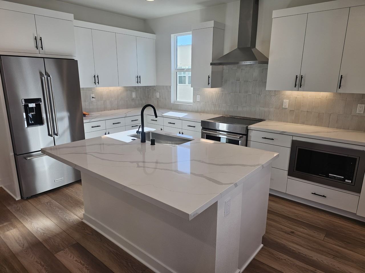 679 Fahrenheit Rd - Photo 2 of 27