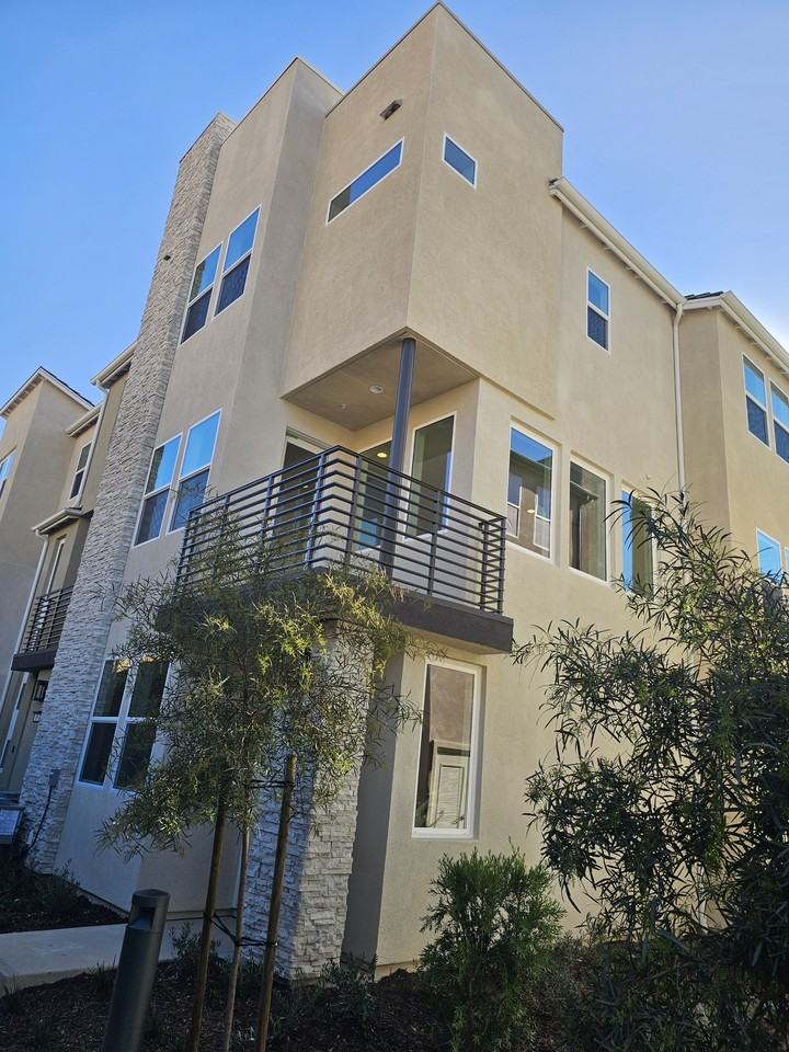 679 Fahrenheit Rd - Photo 4 of 27