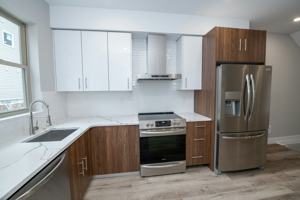 featured image of 2213 Emerald Street