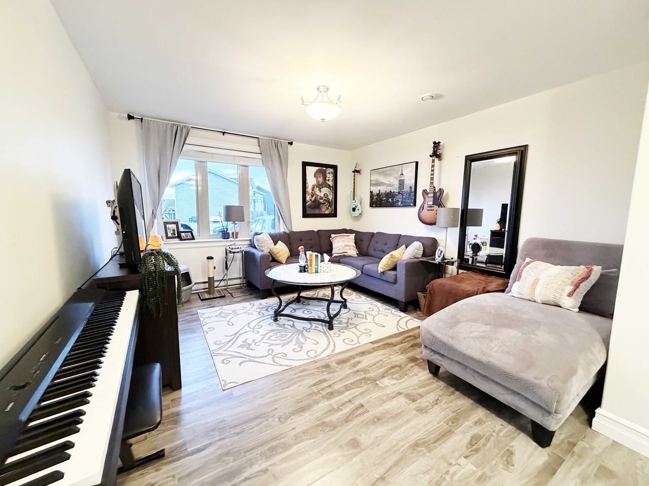 17 Stephano Street #2 - Photo 3 of 9