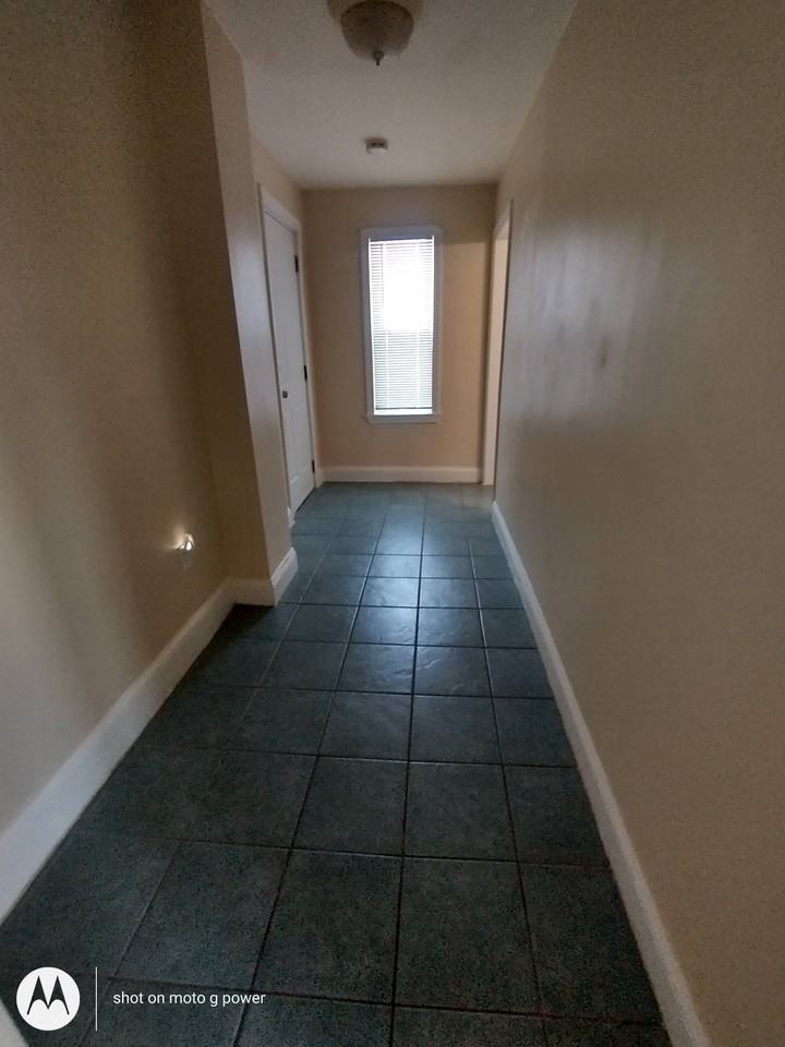 85 Lynnfield St #1 - Photo 6 of 10