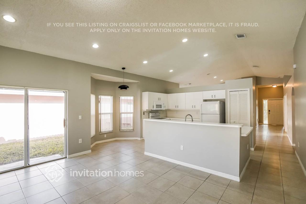 5010 Sw 151st Ter - Photo 5 of 17