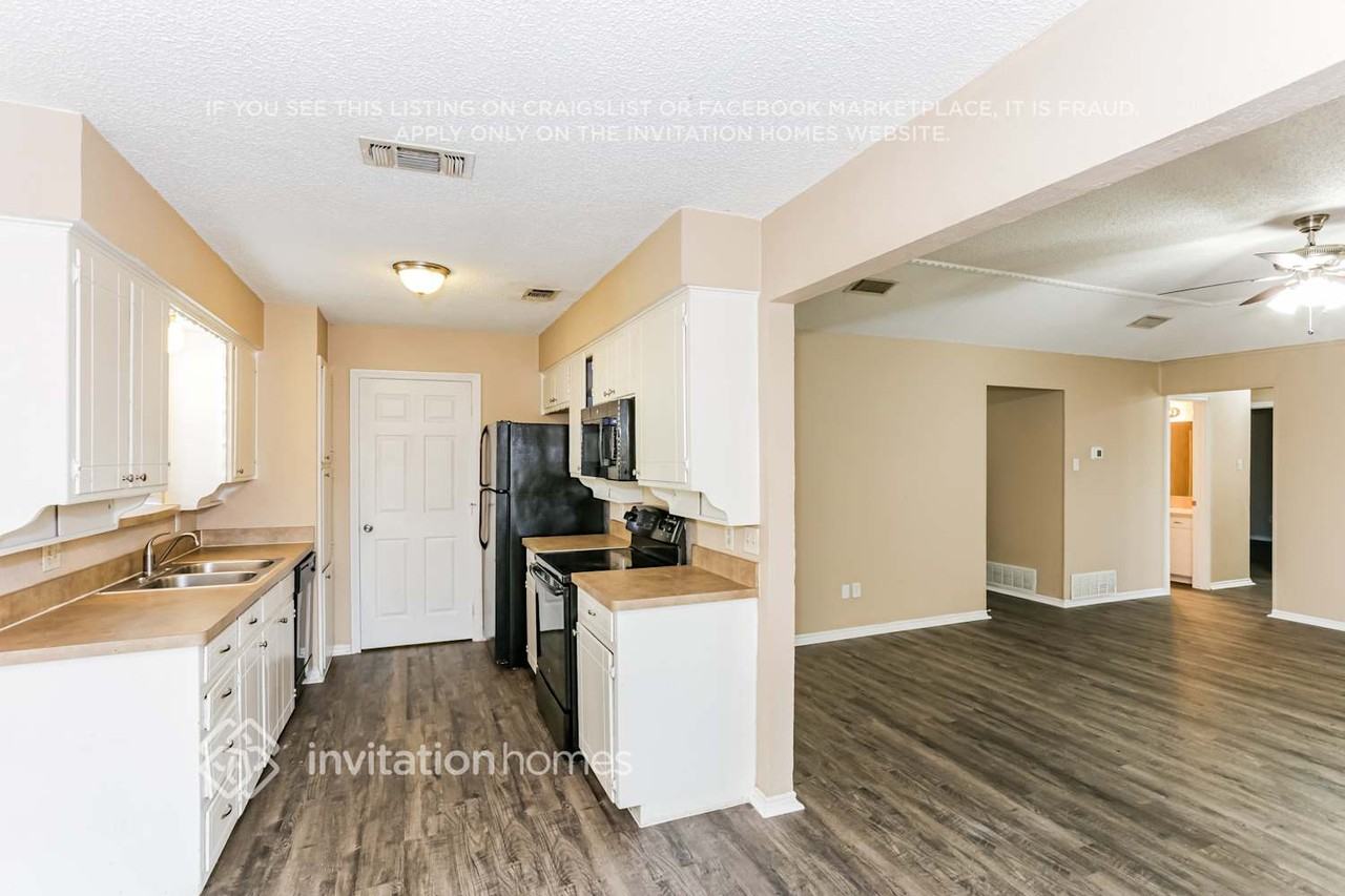 4208 Ticino Valley Ct - Photo 7 of 18