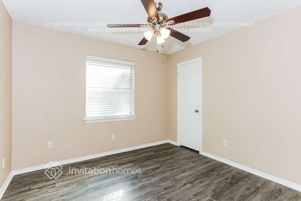 4208 Ticino Valley Ct - Photo 6 of 9