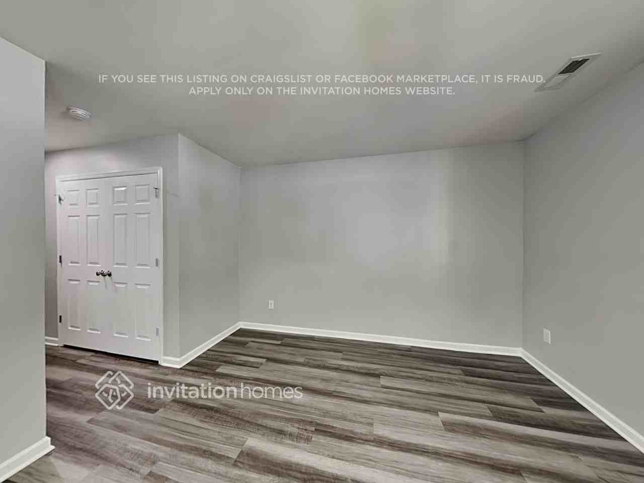 117 Blackthorne Ct - Photo 6 of 20