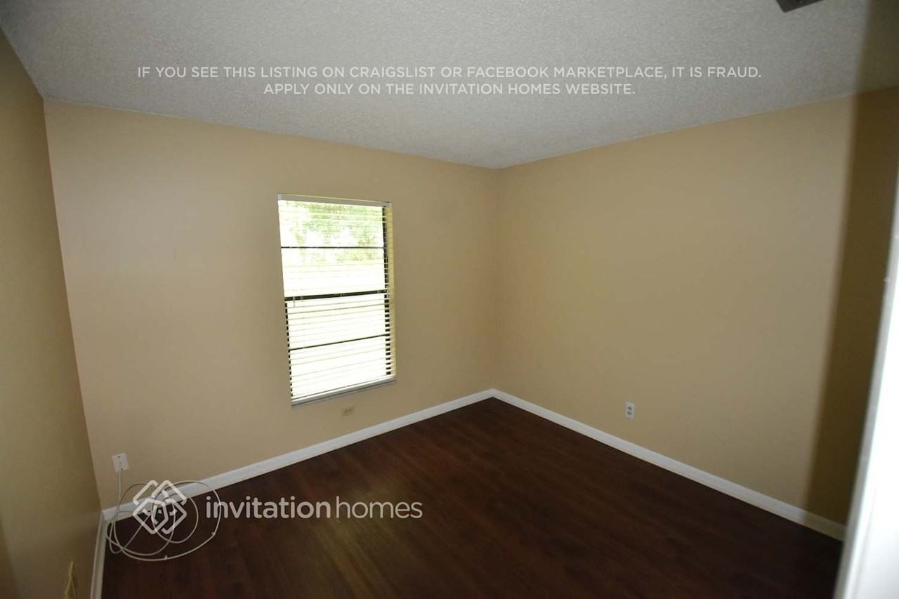 6524 Seafairer Dr - Photo 6 of 15