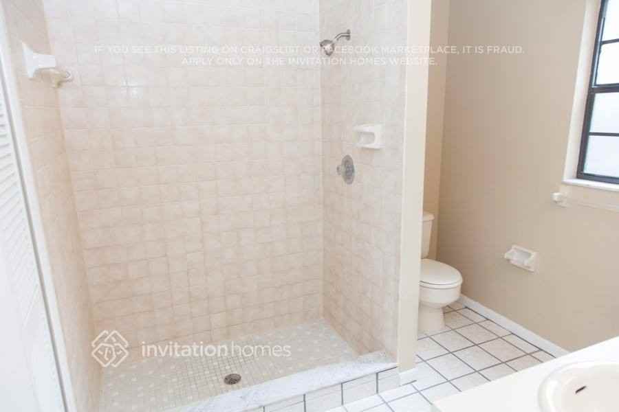 6524 Seafairer Dr - Photo 7 of 15