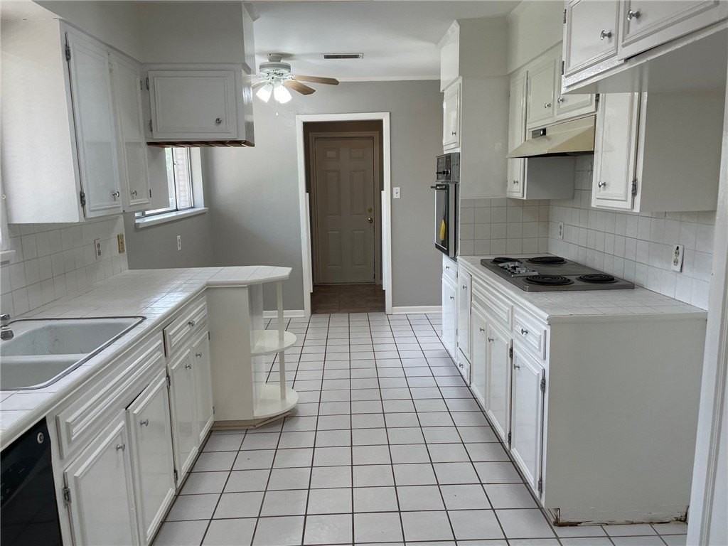 417 Montclair Dr - Photo 5 of 15