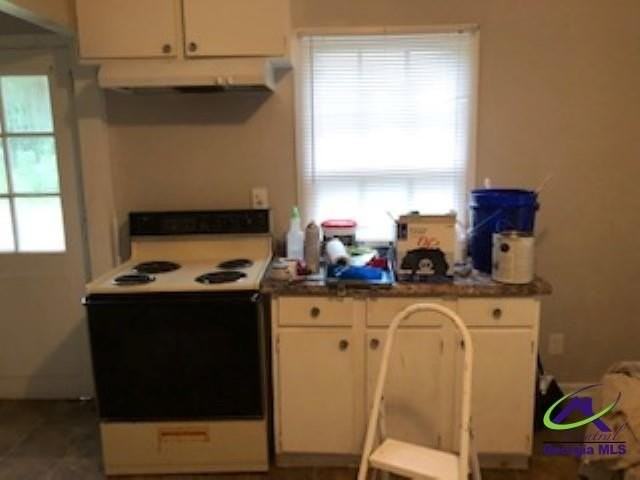 212 Arnold Blvd - Photo 4 of 10