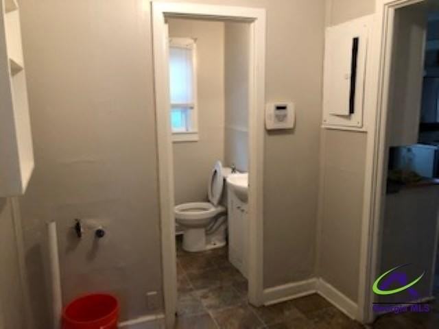 212 Arnold Blvd - Photo 5 of 10