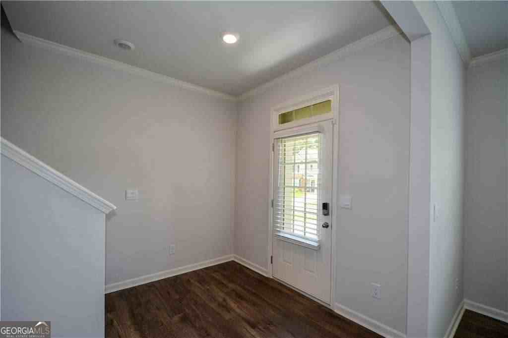 331 Belmount Drive - Photo 3 of 49