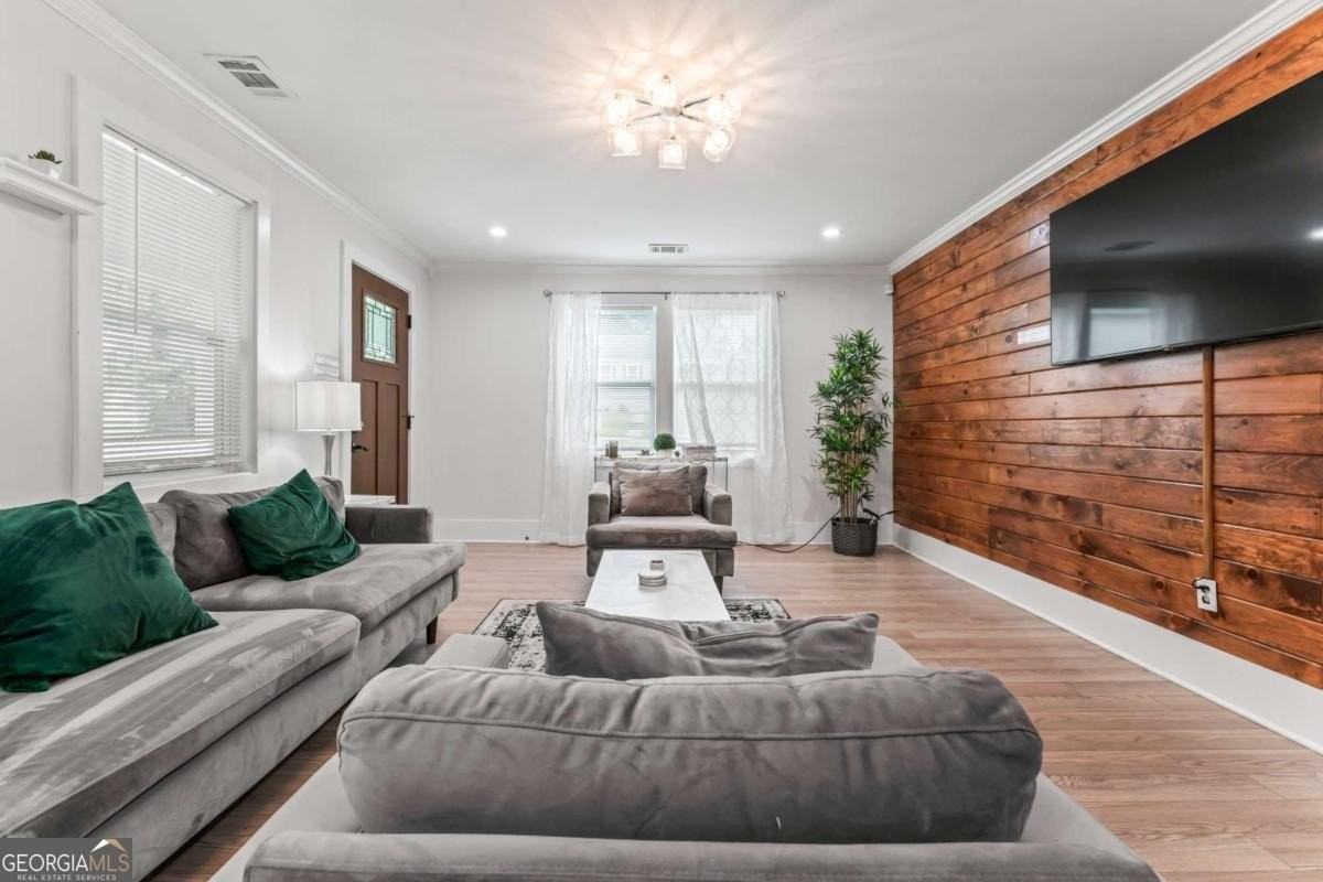 1129 Graymont Dr Sw - Photo 7 of 33