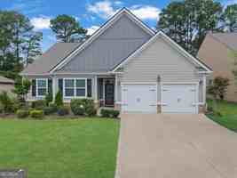 featured image of 1041 Creekwood Circle