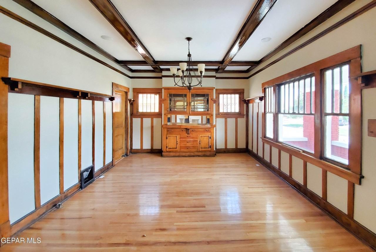 2809 Wheeling Ave - Photo 2 of 15