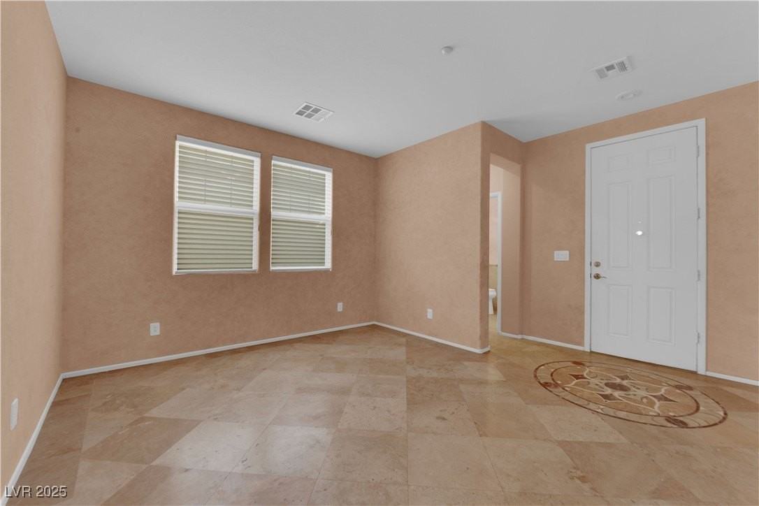 676 Monument Point St - Photo 6 of 49