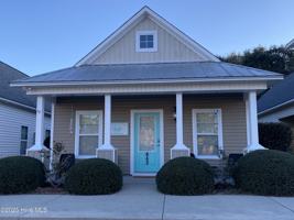 featured image of 842 Kiawah Lane