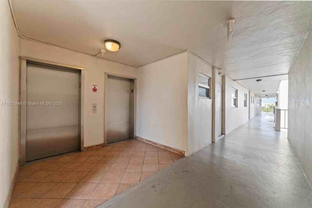 16450 Miami Drive #602 - Photo 6 of 26