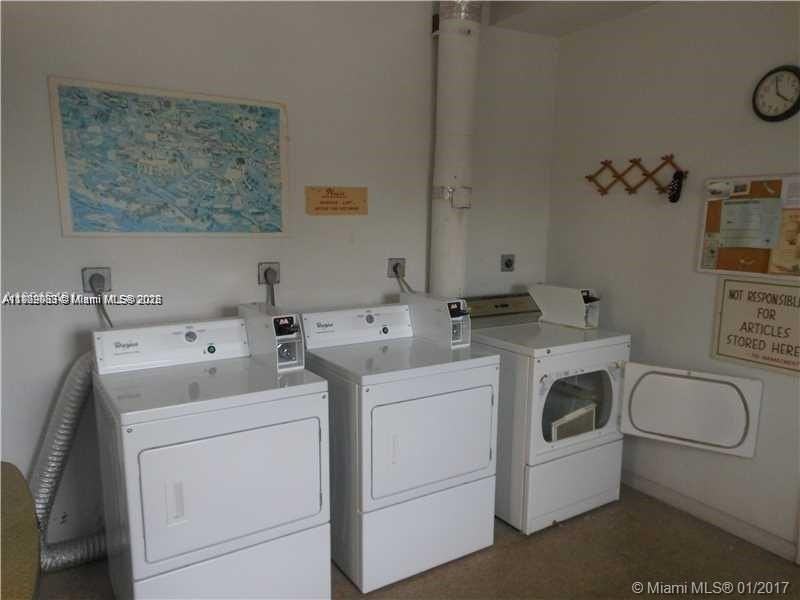 348 S Federal Hwy #24 - Photo 5 of 7