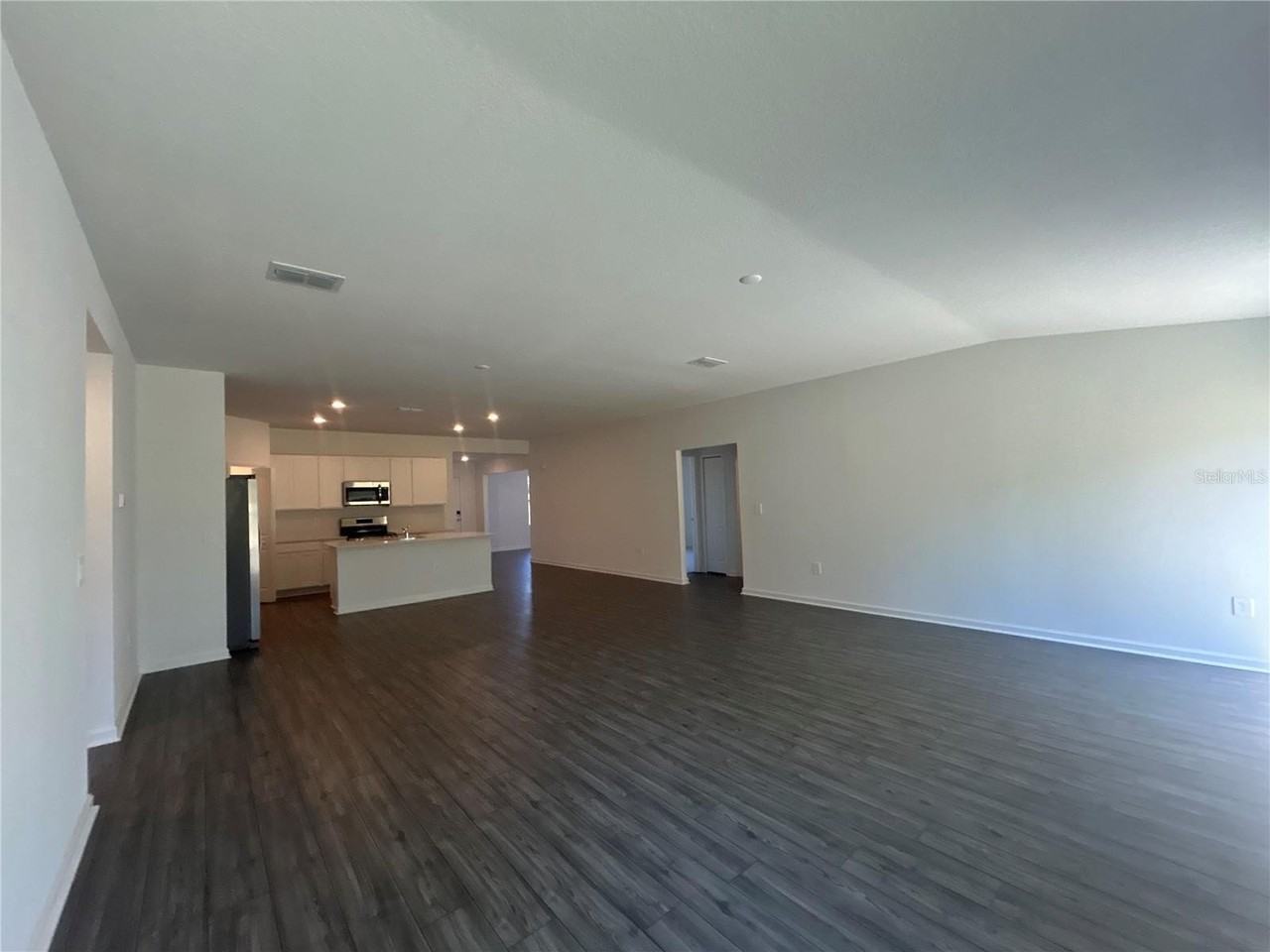 16617 Nw 144th St - Photo 2 of 25