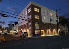 featured image of 122 Greenwich Avenue #304