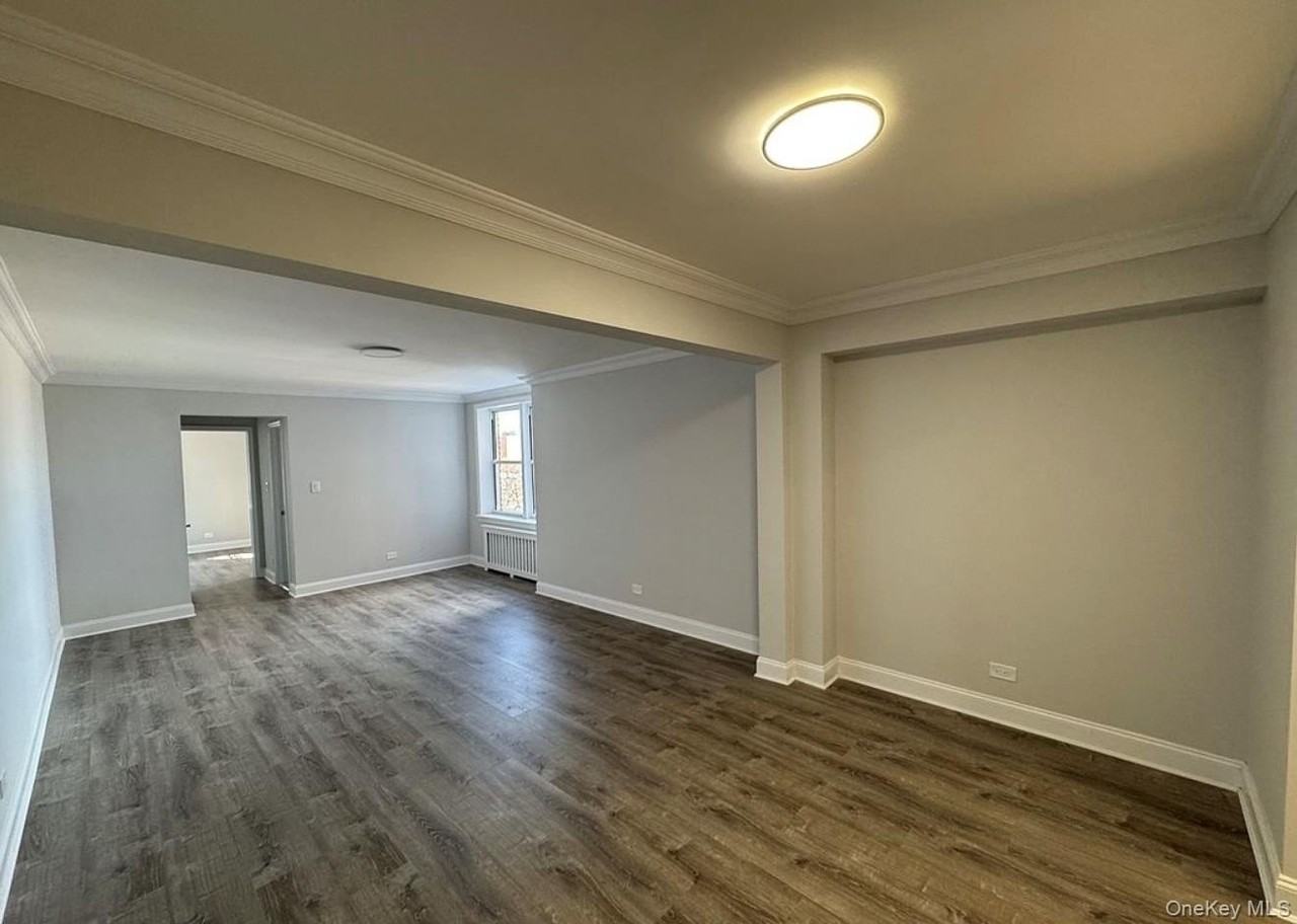 10525 64th Ave Ste 2j #2J - Photo 4 of 7