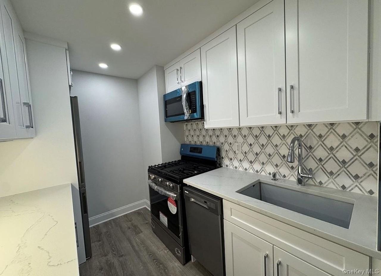 10525 64th Ave Ste 2j #2J - Photo 6 of 7