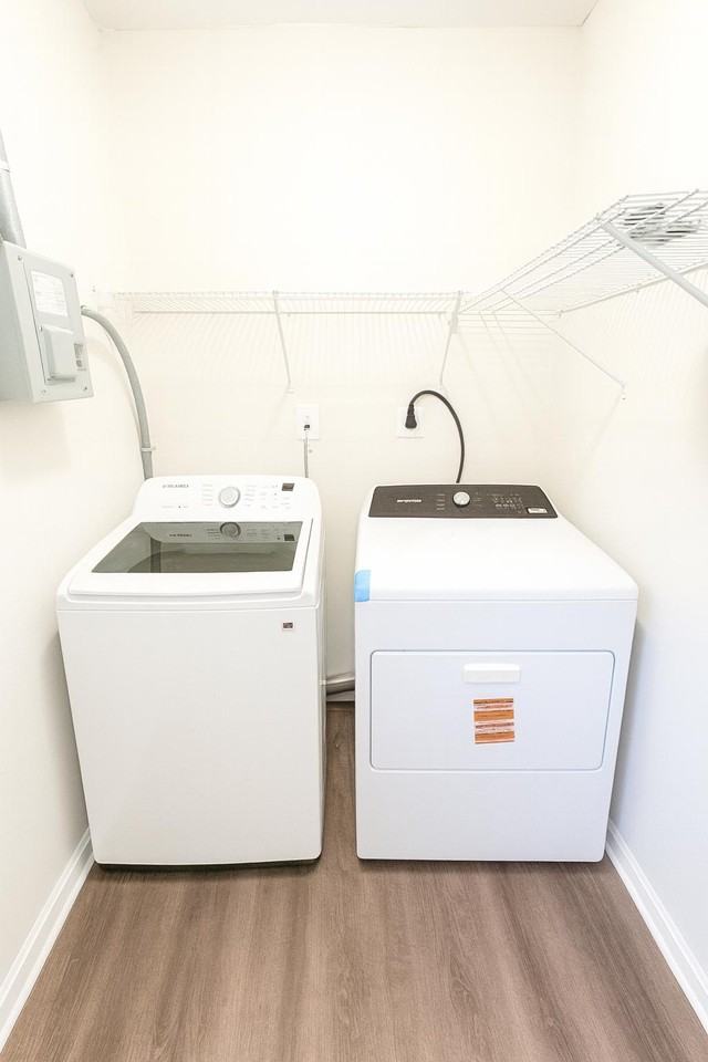 Parkview Dr - Photo 2 of 3