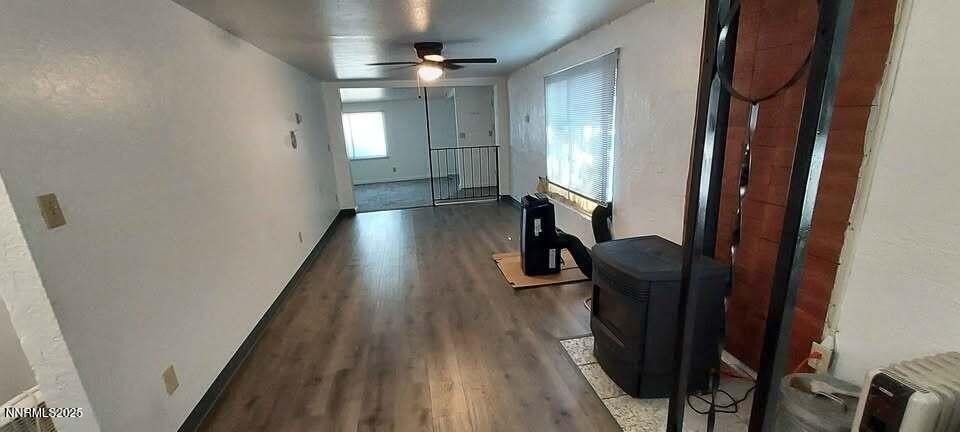 1973 Hymer Avenue - Photo 4 of 11