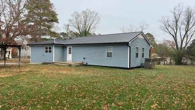 5597 Ramsey St Nw - Photo 6 of 27