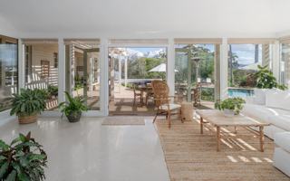 featured image of 5327 La Glorieta