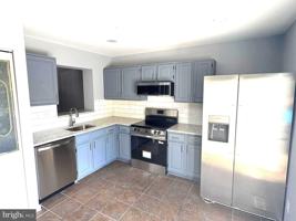 featured image of 4211 Chapelgate Place