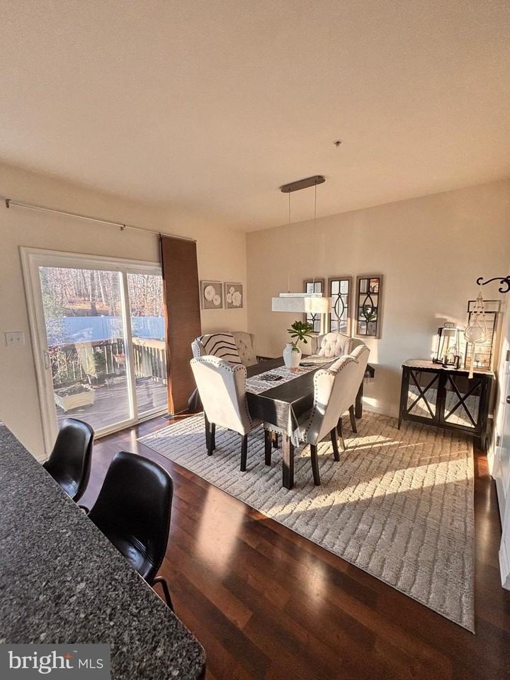 328 Dawson Pl - Photo 6 of 15