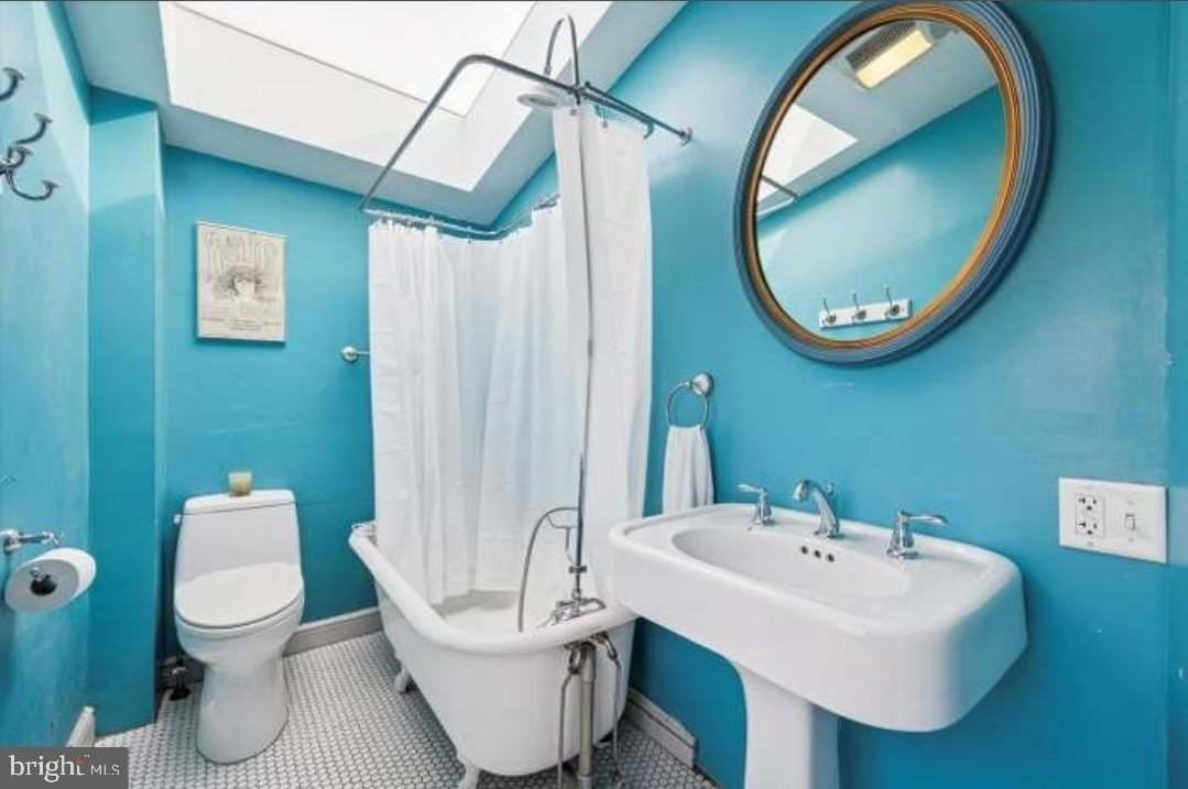 617 Manchester Ave - Photo 5 of 17