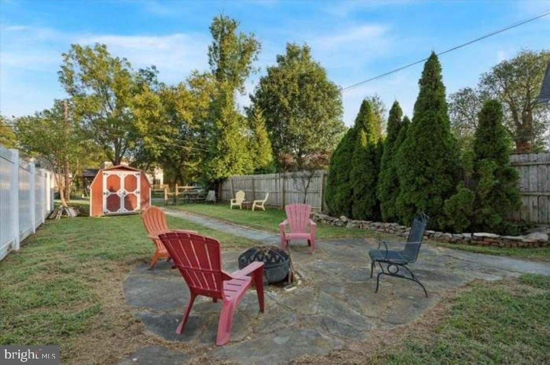 617 Manchester Ave - Photo 7 of 17