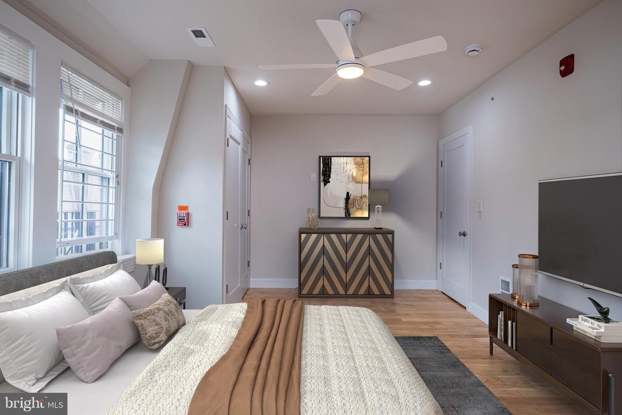 333 South 21st Street #4 - Photo 4 of 15