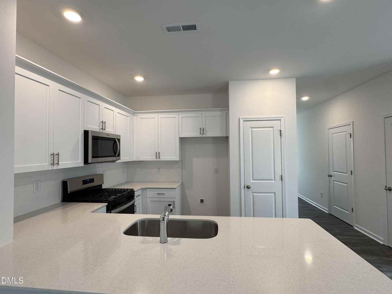 413 Belgian Red Way - Photo 5 of 19