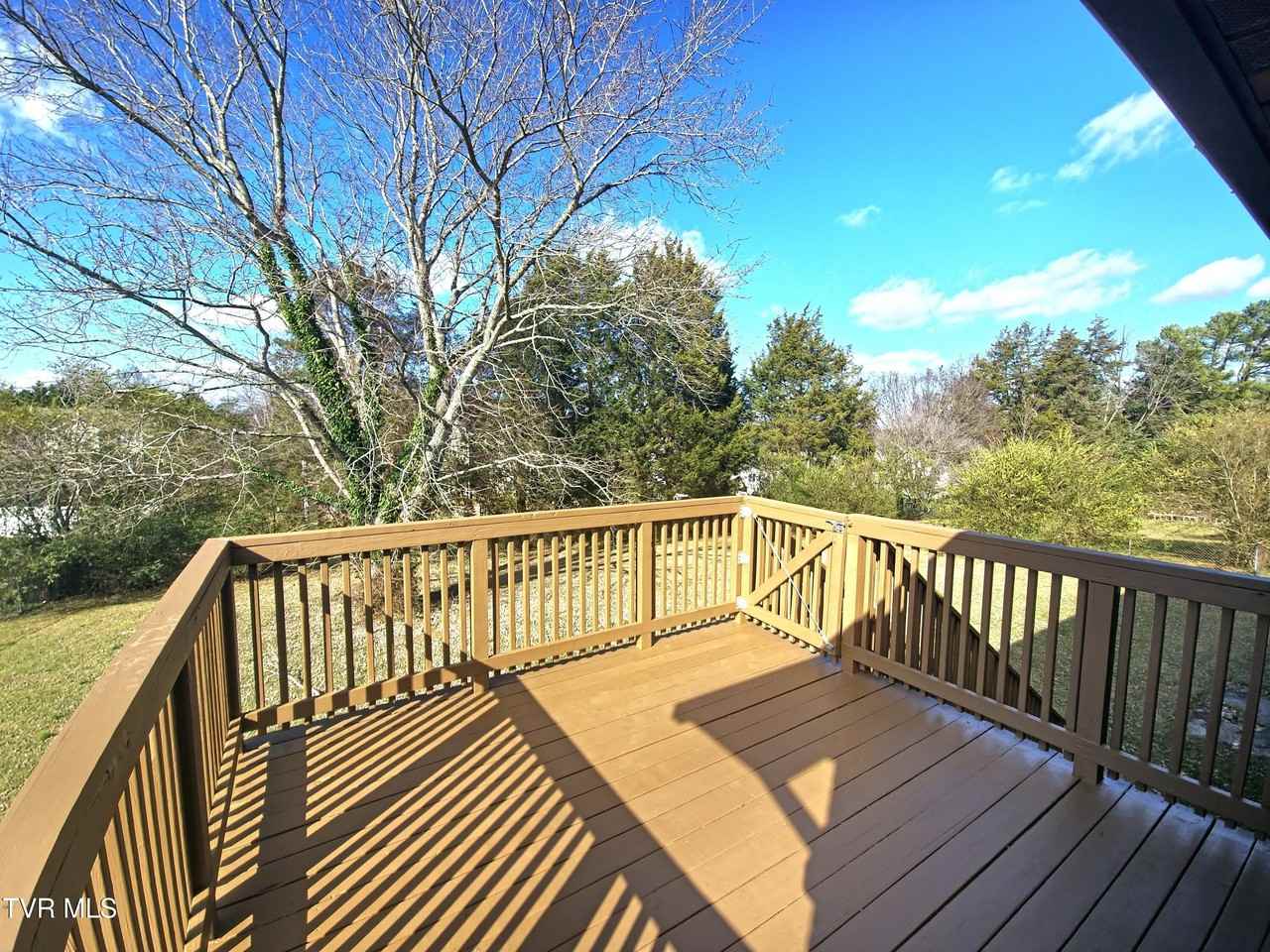 2910 Newbern Dr - Photo 5 of 21