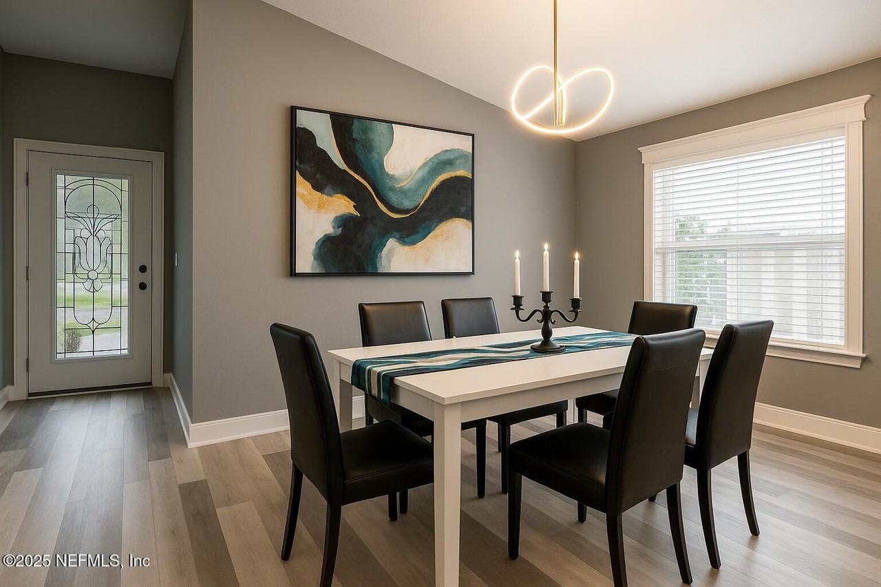 1751 Hollow Glen Dr - Photo 4 of 23