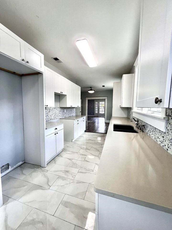 1052 Faxon Avenue - Photo 2 of 12