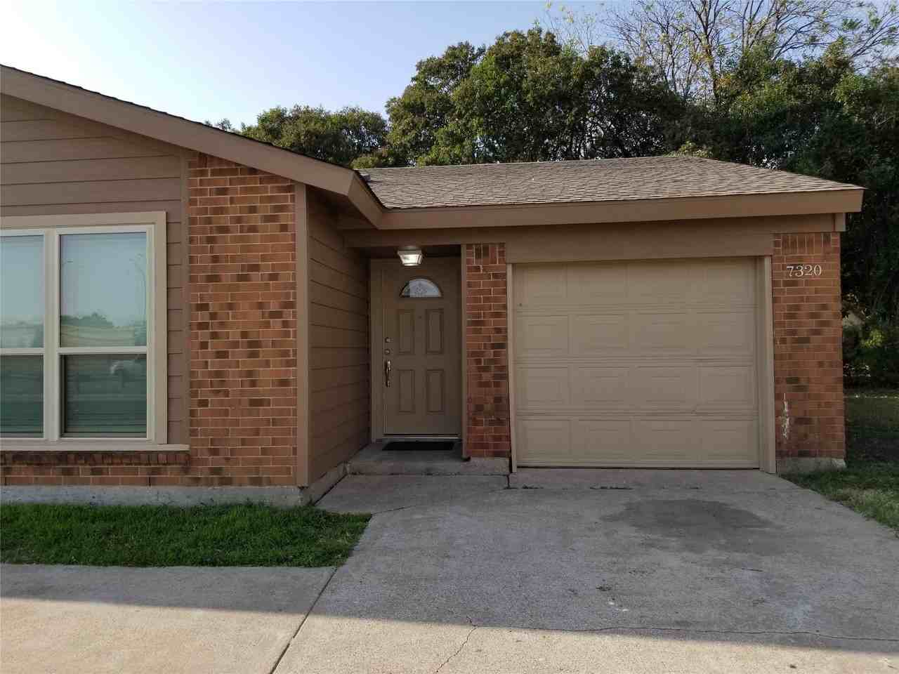 7320 Northeast Loop 820 - Photo 3 of 14