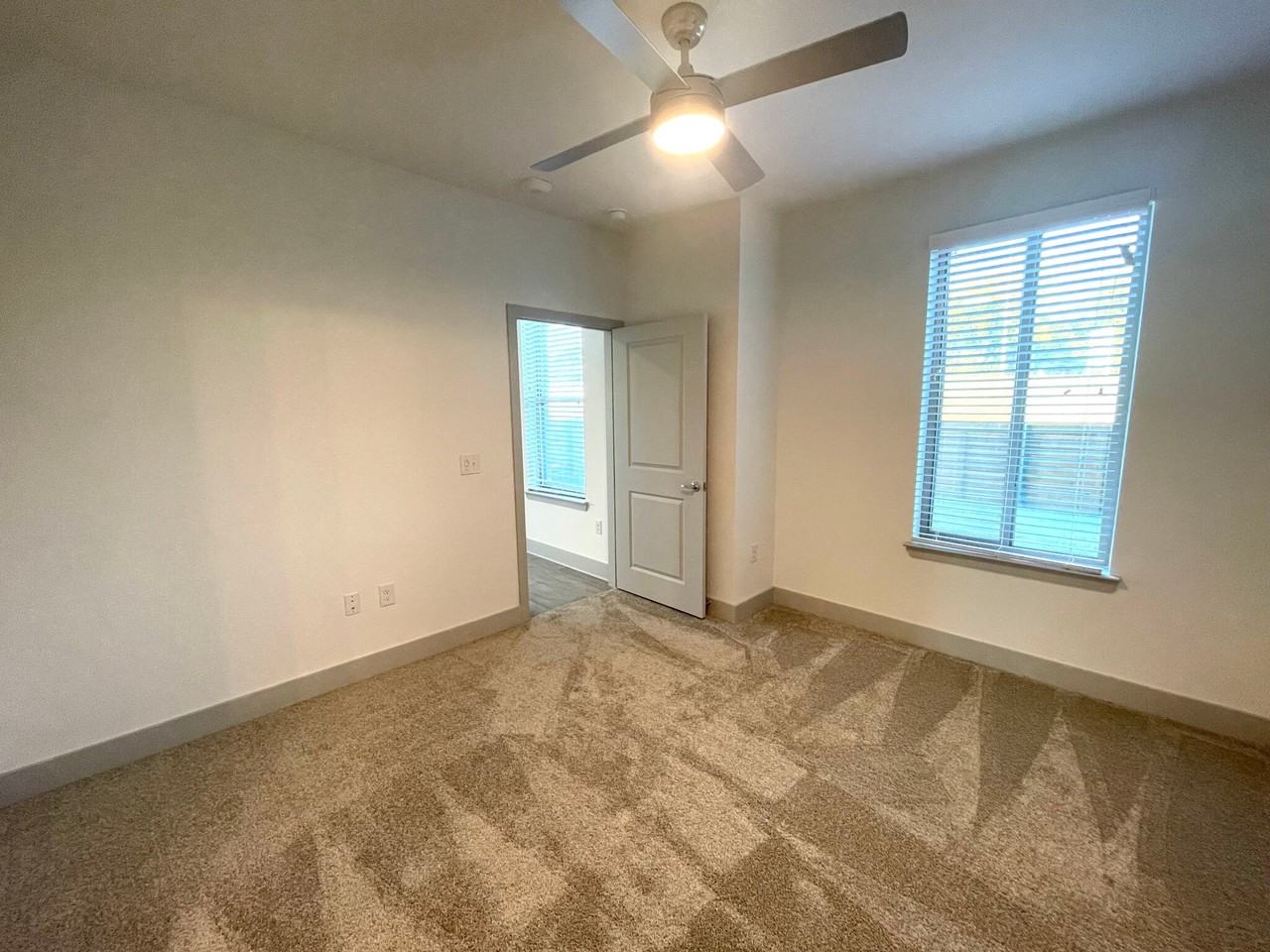 348 Main Street #02-314 - Photo 4 of 12